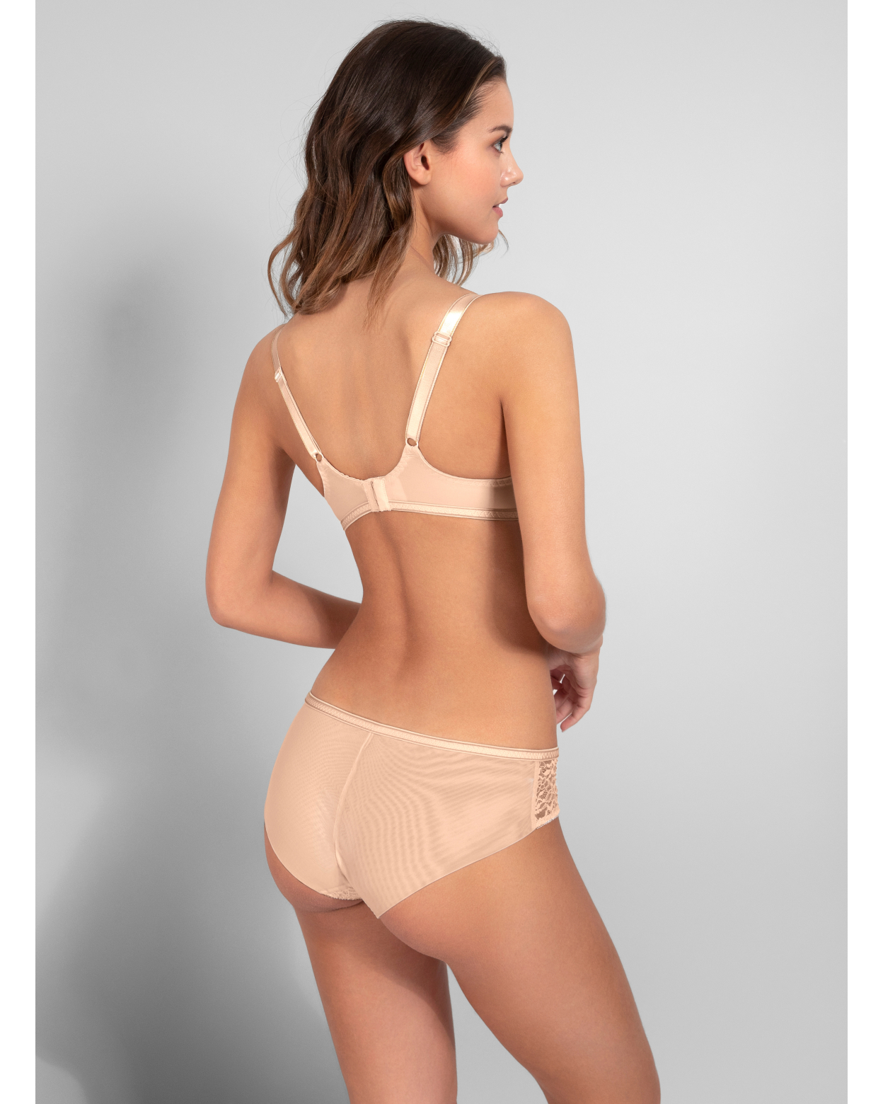 Soutien-gorge emboitant invisible ALLURE Amande
