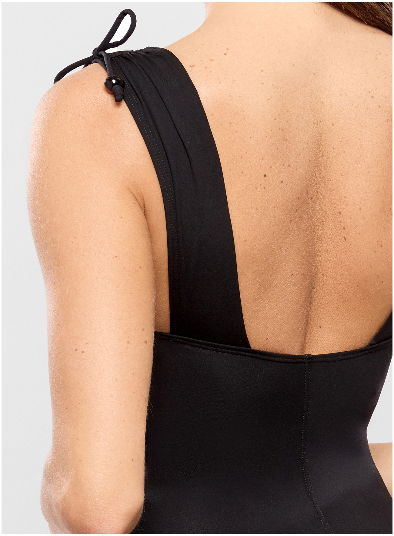1 pièce - Décolleté V JETSET Noir
