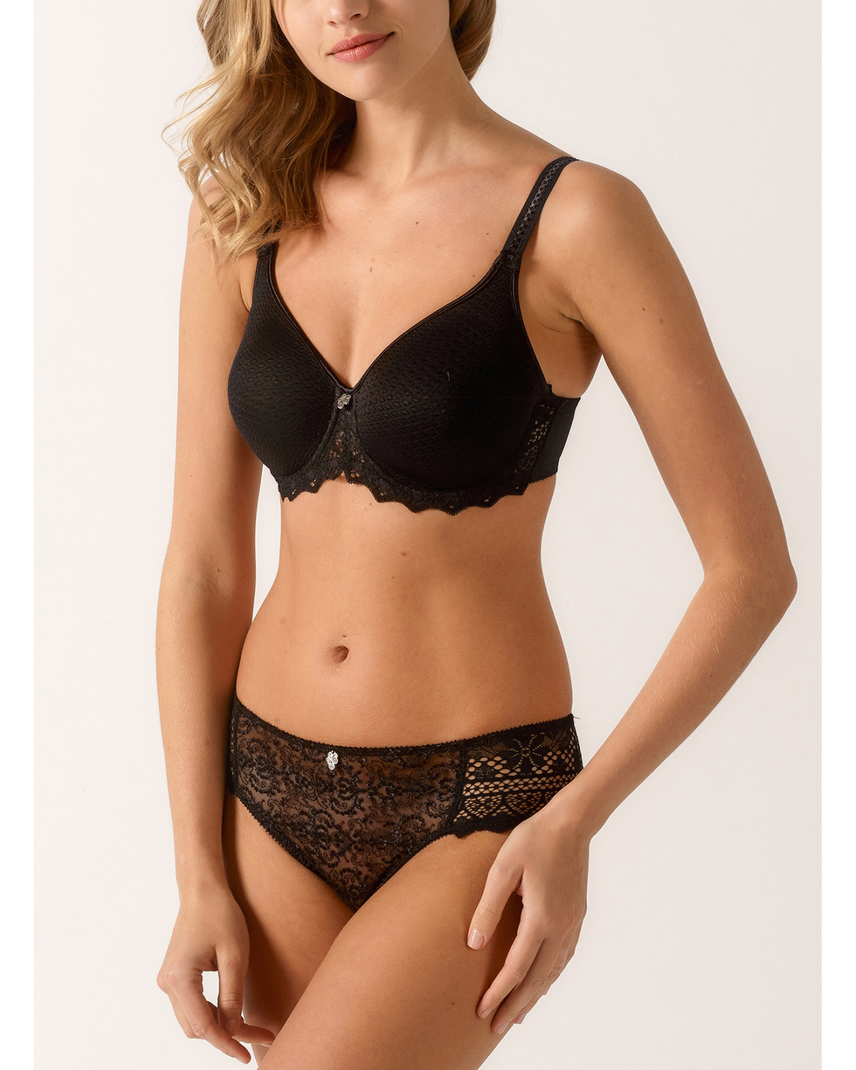 Soutien-gorge emboitant invisible CASSIOPEE Noir