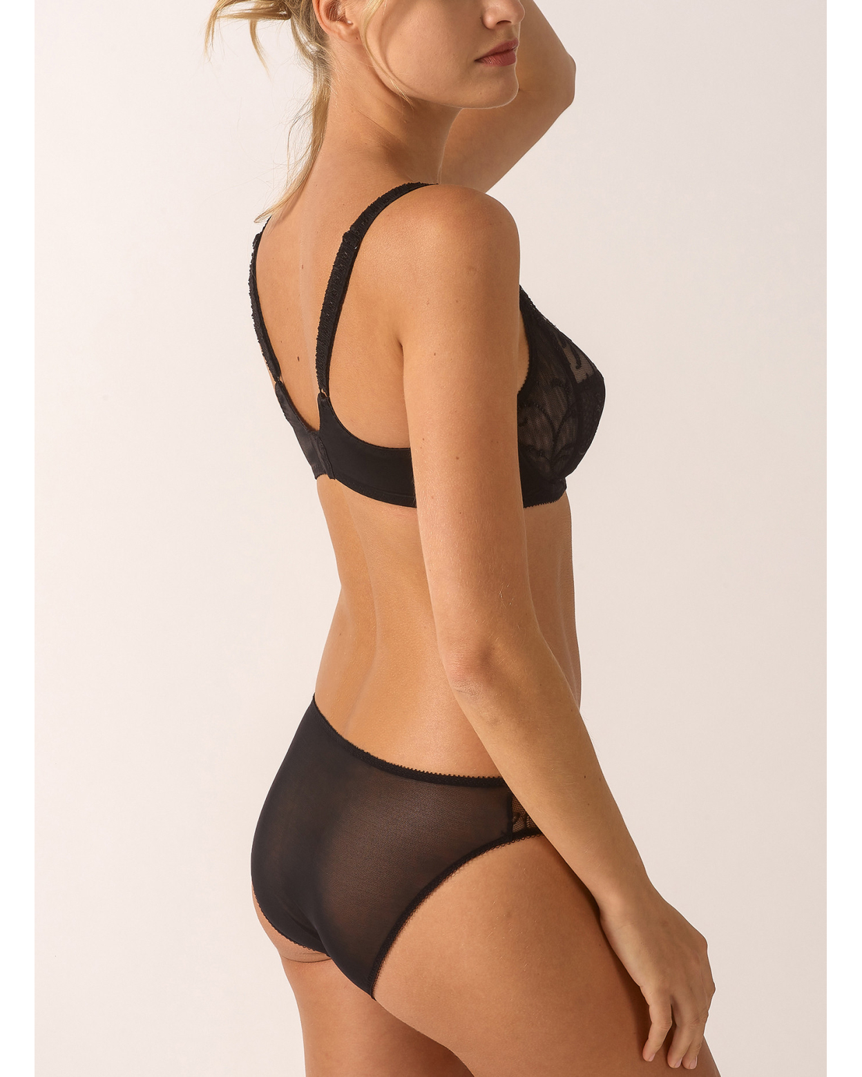 Klassischer Bügel BH GINGER Schwarz