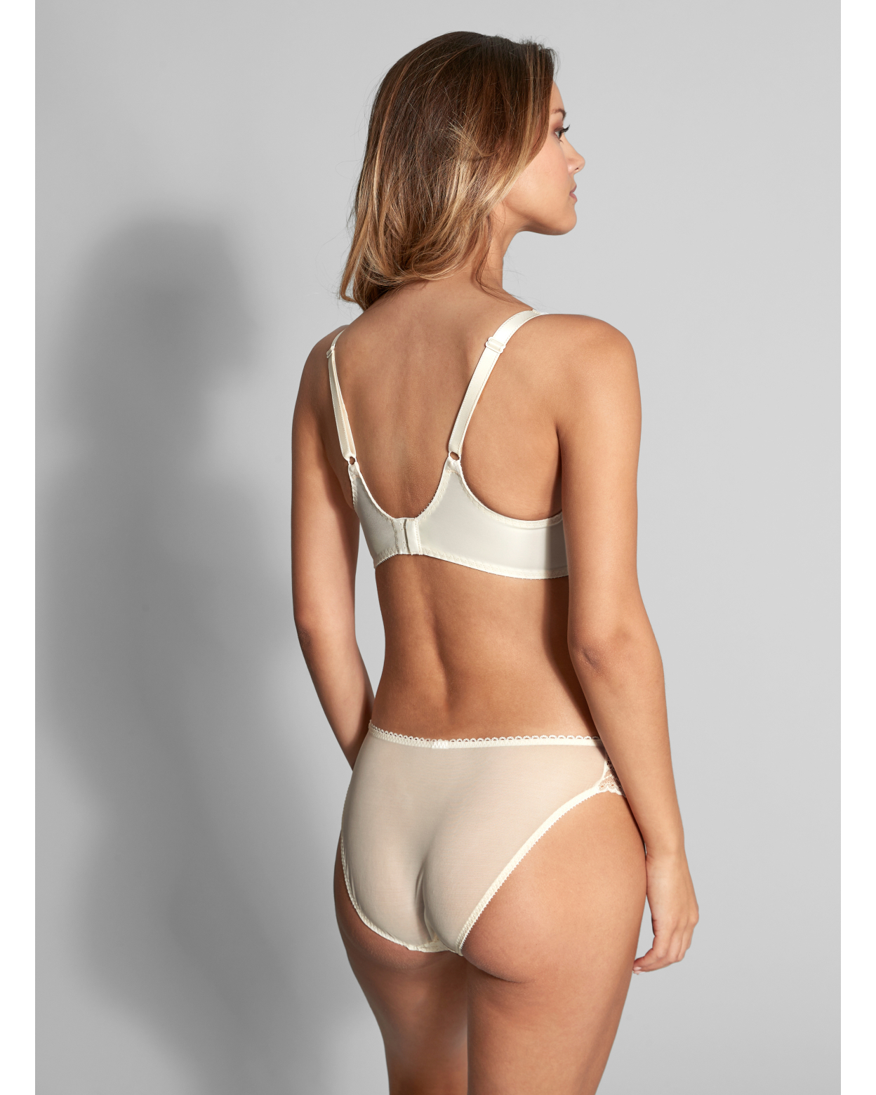 Brief CLEO Cream