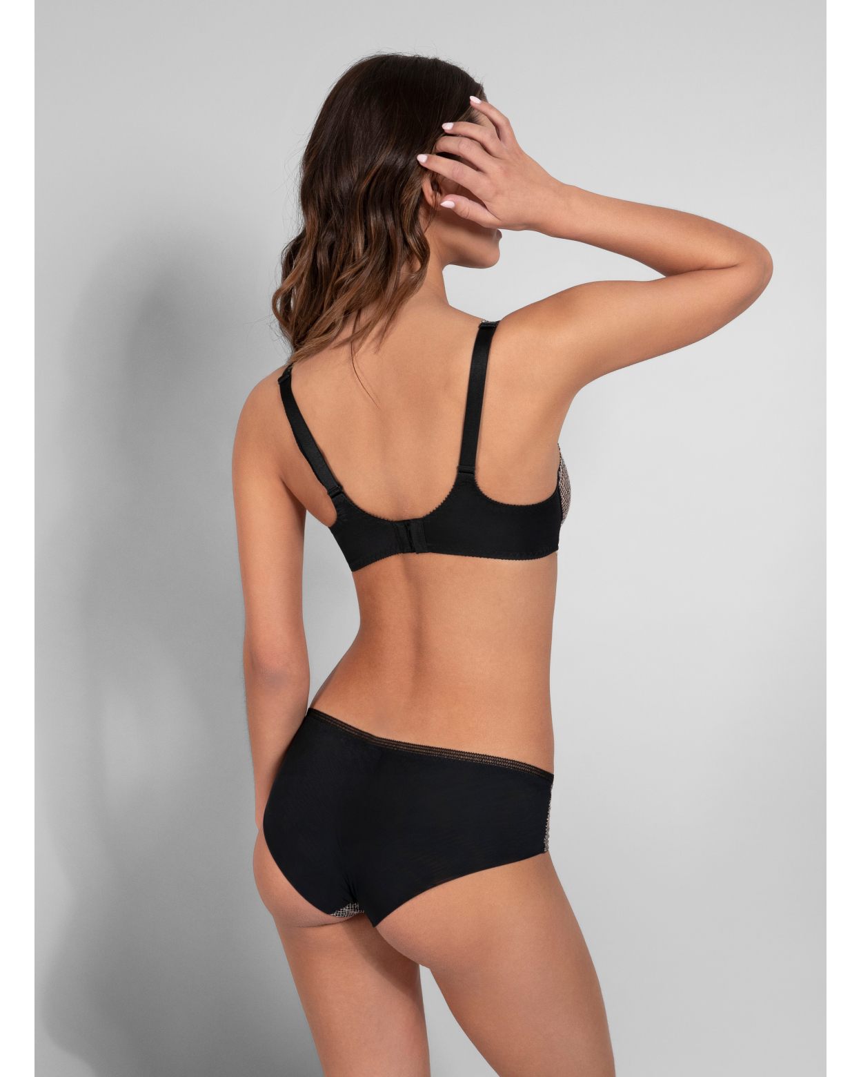 Low-necked bra ELLA Black