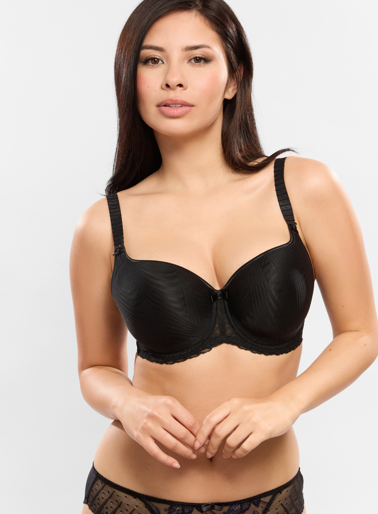 Spacer invisible bra AMOUR Black