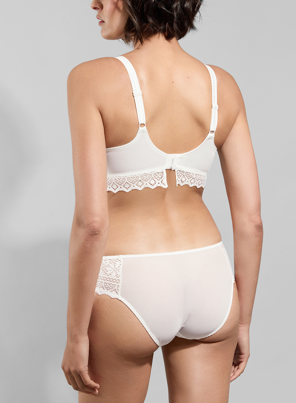 Brief CASSIOPEE White