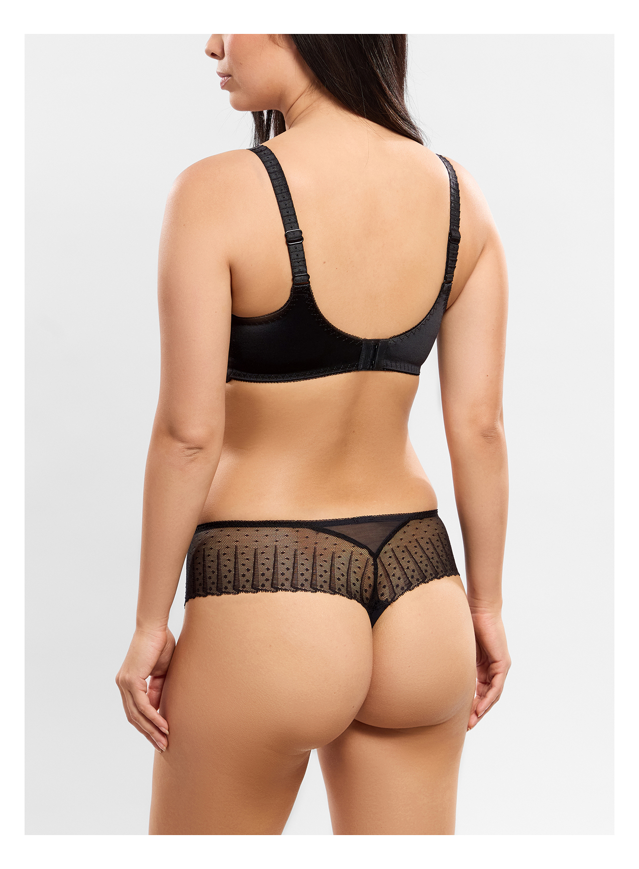Invisible full cup bra AMOUR Black