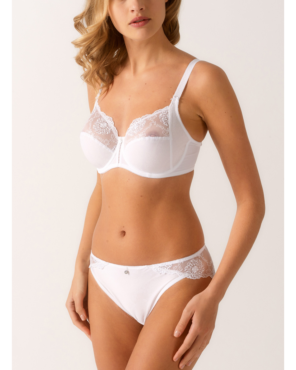 Full cup bra LILLY ROSE White