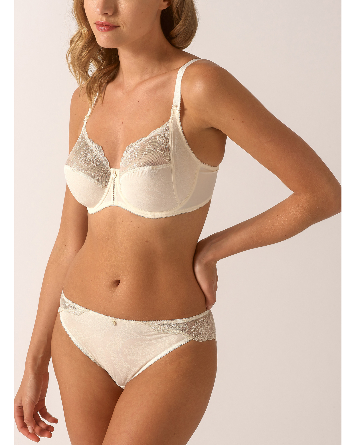 Klassieke beha LILLY ROSE Chantilly