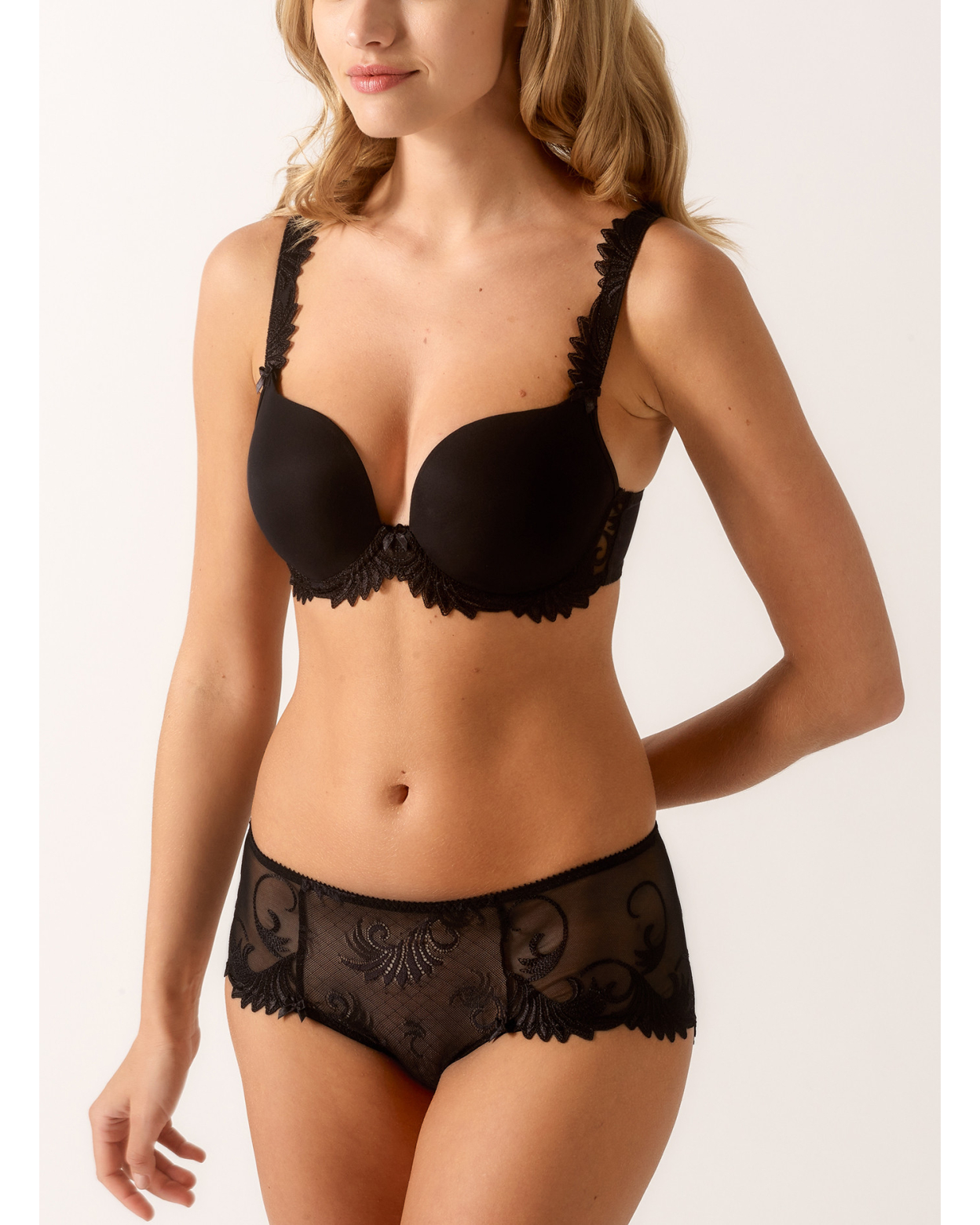 Invisible Plunge bra THALIA Black