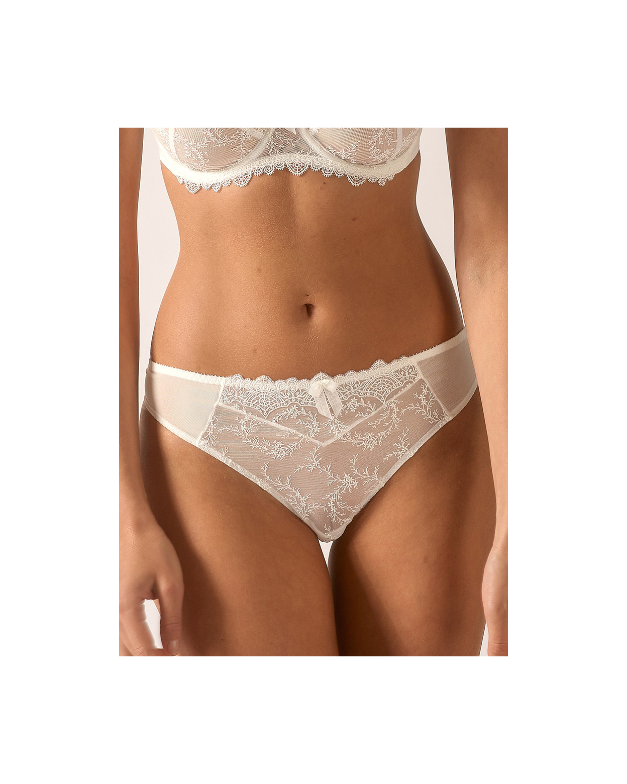 String LOUISE Naturel